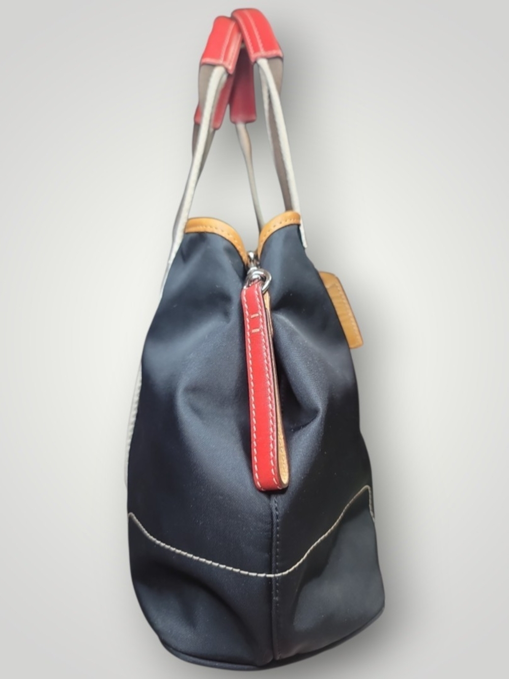 Coach Vintage Hamptons 2003 Black Tote and Canvas Straps Great Condition - Picture 5 of 11
